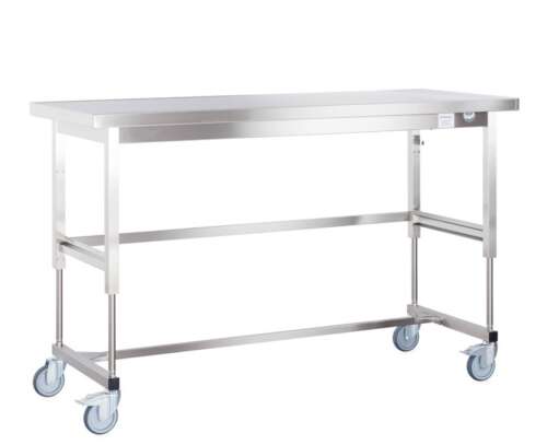 TABLE WITH WHEELS